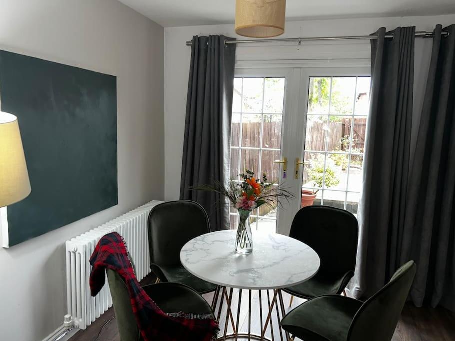 15 Min Drive To Airport 20 Min To Loch Lomond And City Center Old Kilpatrick Exterior photo